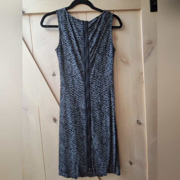Kenneth Cole sleeveless dress - Picture 2 of 2